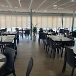La Ola 3*