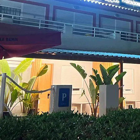 펜시온 라 올라 게스트하우스 3*