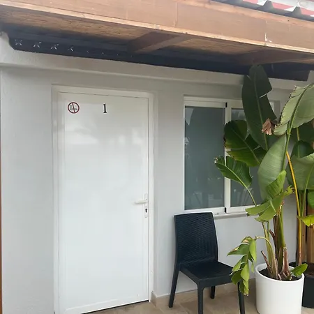 펜시온 라 올라 게스트하우스